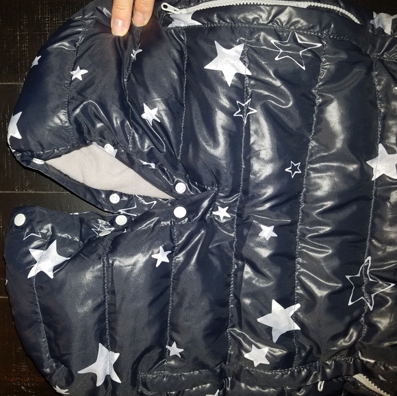 7 A.M. Enfant snow suit- Paris New York - Picture 3 of 3